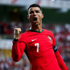 คริสเตียโน โรนัลโด้ จะไม่ร่วมแข่ง Club World Cup หลังพลาดโอกาสย้ายทีมก่อนเส้นตาย 4 คริสเตียโน โรนัลโด้ จะไม่ร่วมแข่ง Club World Cup หลังพลาดโอกาสย้ายทีมก่อนเส้นตาย ดูบอลสด Livescorethai
